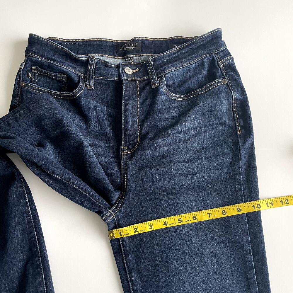 Judy Blue Women's Flare Jeans size 11/30 Raw Hem - Picture 15 of 15